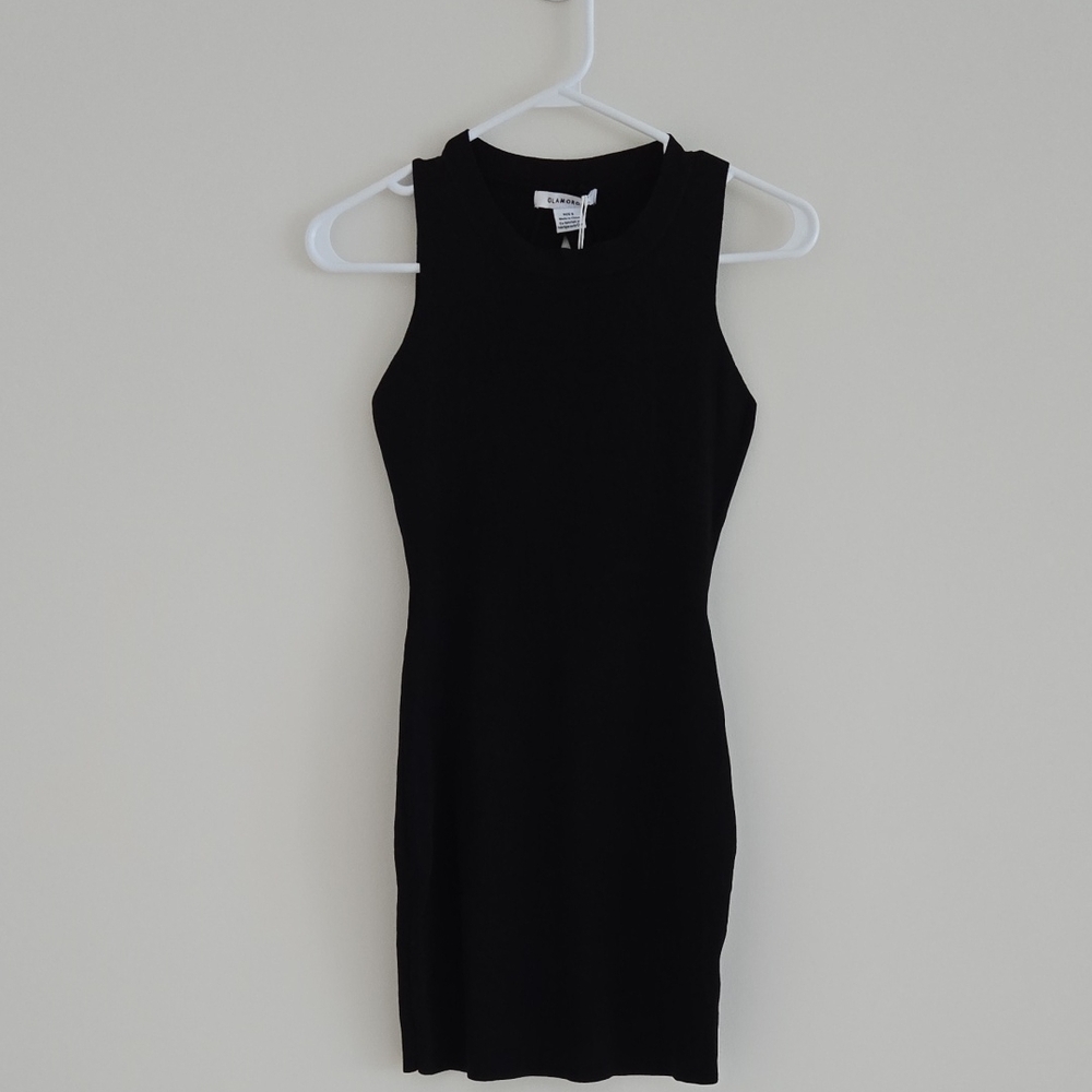 Black Sleeveless Dress